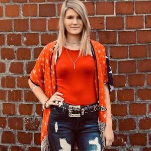 Meet your Posher, Alana